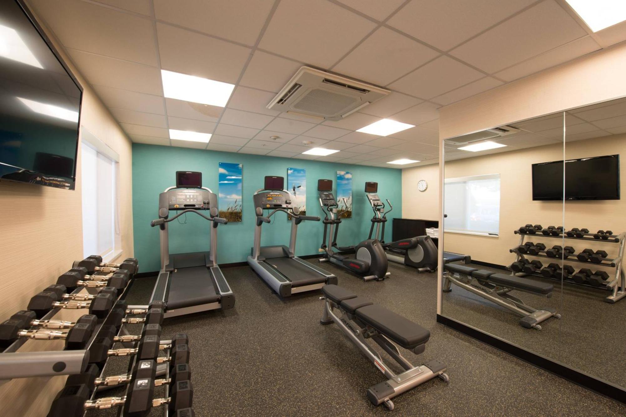 Fairfield Inn&suites Dallas 3*